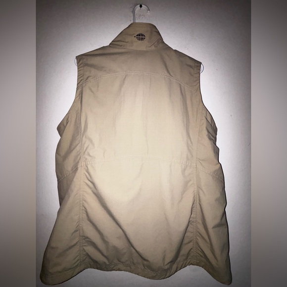 Exofficio Khaki Zip-Up Vest - Picture 5 of 10